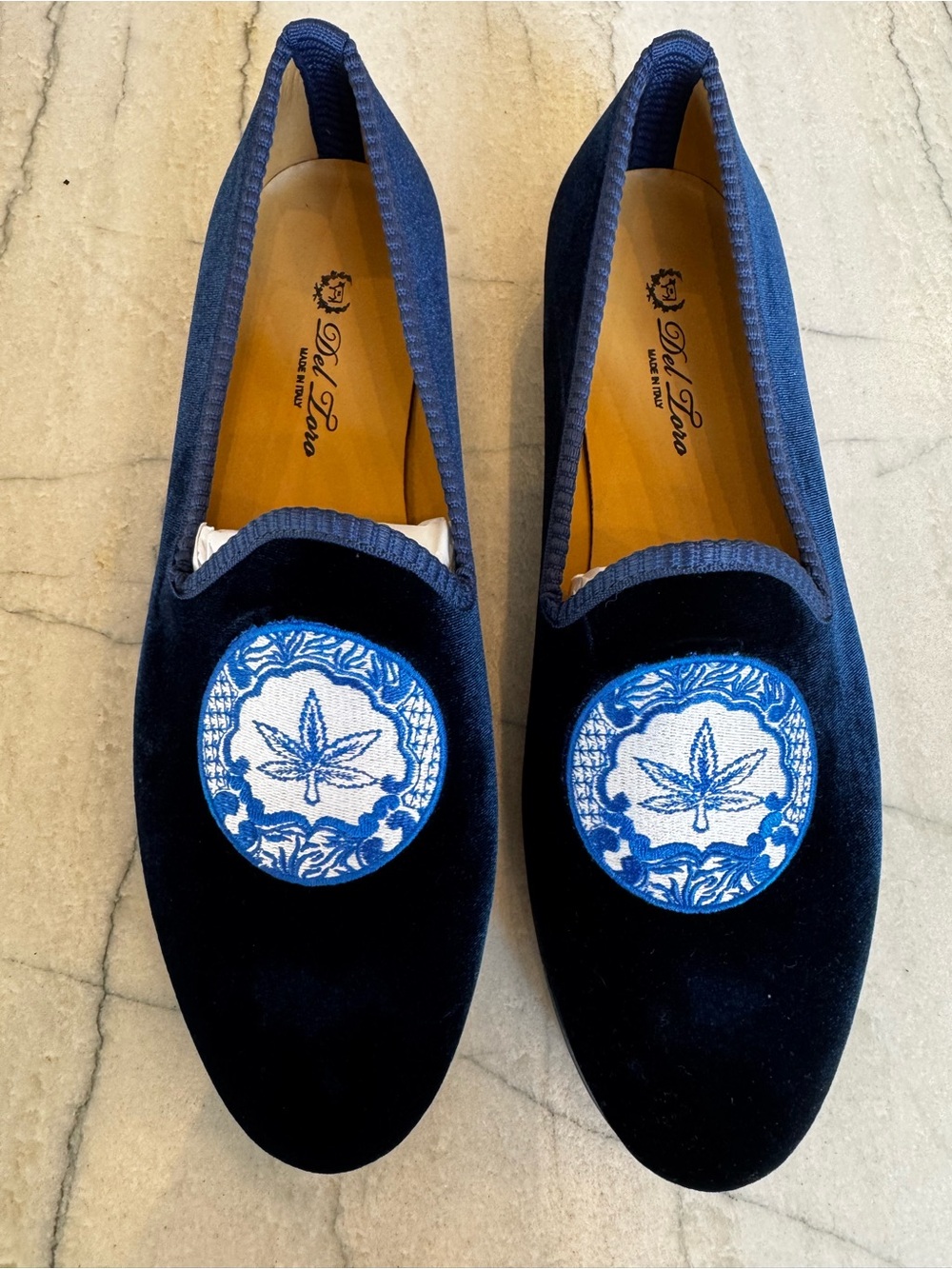 Del Toro Men’s Velvet Loafer - Weed Leaf - Navy - Size US 11 - Picture 1 of 4